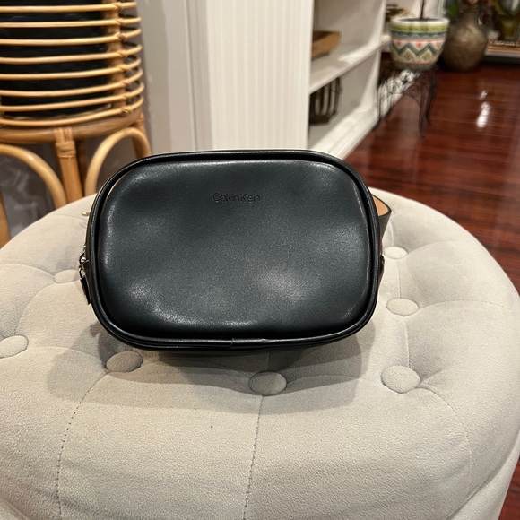 Calvin Klein Belt Bag NWOT - Picture 13 of 15